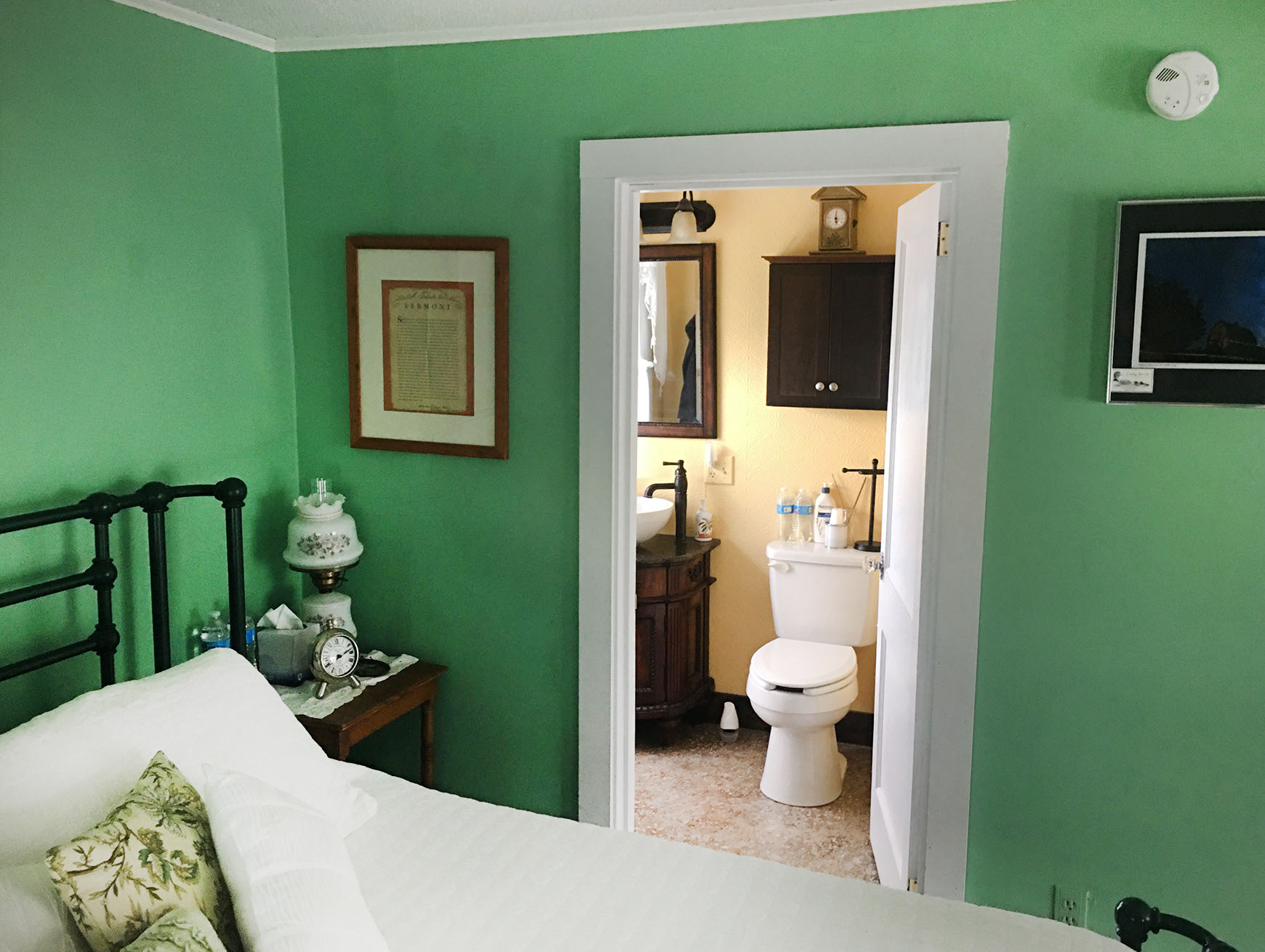 Welcome to the Edgewood Suite.